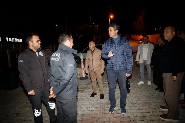 Öğrencilerimizin ve hemşehrilerimizin huzur ve güvenliği için KYK çevresinde güvenlik denetimlerinde bulunduk.