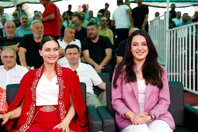 ​Bu yıl 35’incisi düzenlenen Altın Kiraz Yağlı Pehlivan Güreşleri’ne katılarak ata sporumuzun heyecanını ve coşkusunu bir kez daha yaşadık.