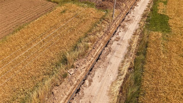 Mimar Sinan Mahallemizde 450 metrelik yeni içme suyu ana hat döşeme çalışması tamamlandı.