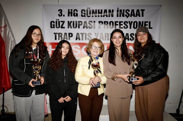 Bucak’ta düzenlenen 3. HG Günhan İnşaat Profesyonel Trap Atış Yarışması’nın ödül törenine katıldık.