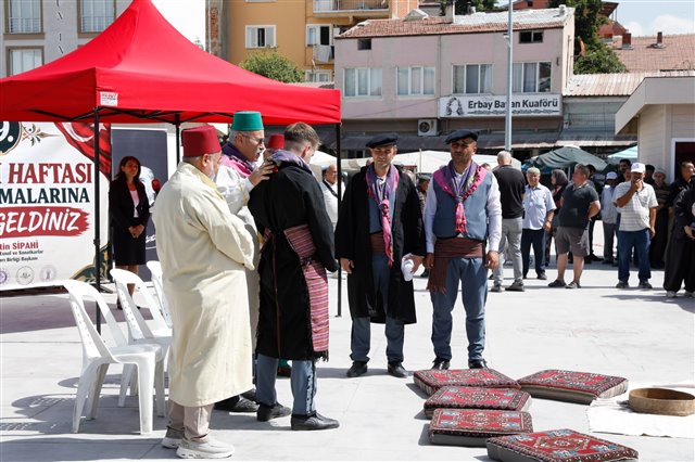 Ahilik Haftası kapsamında Burdur’da düzenlenen programda, emeğin, alın terinin ve dayanışmanın temsilcisi olan esnaf ve sanatkârlarımızla bir araya geldik.