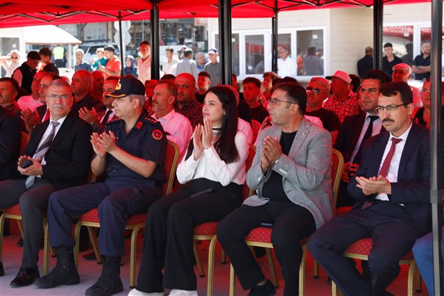 Ahilik Haftası kapsamında Burdur’da düzenlenen programda, emeğin, alın terinin ve dayanışmanın temsilcisi olan esnaf ve sanatkârlarımızla bir araya geldik.