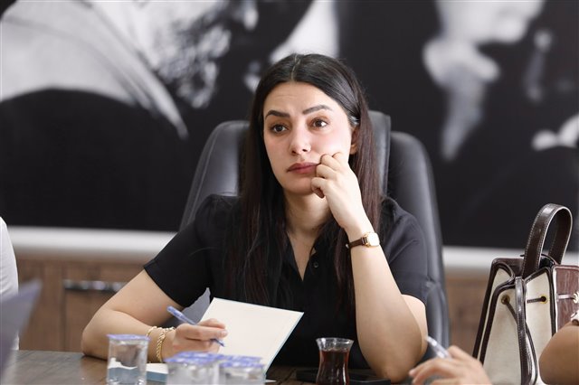 ​Proje ekibimizle bir araya gelerek, ilçemizde yürütülen çalışmaların son durumunu değerlendirdik.