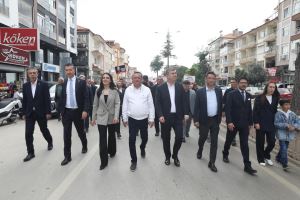 Bugün 1 Mayıs. Bucak’ta bir kez daha yan yanayız.